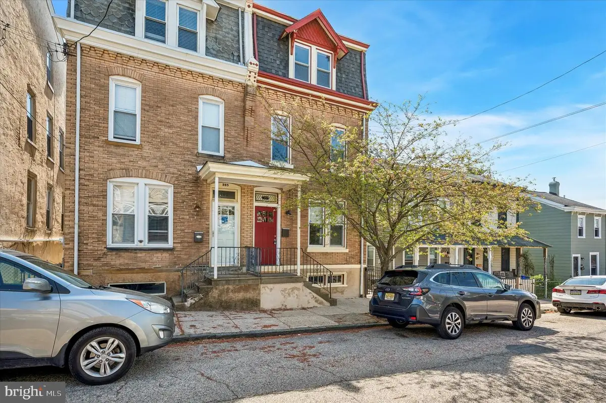 383 Conarroe St, Philadelphia, PA 19128 - #1