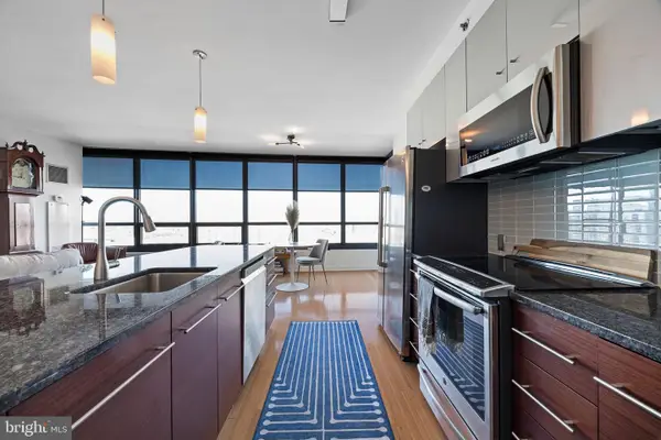 2101 Market St #2001, PHILADELPHIA, PA 19103