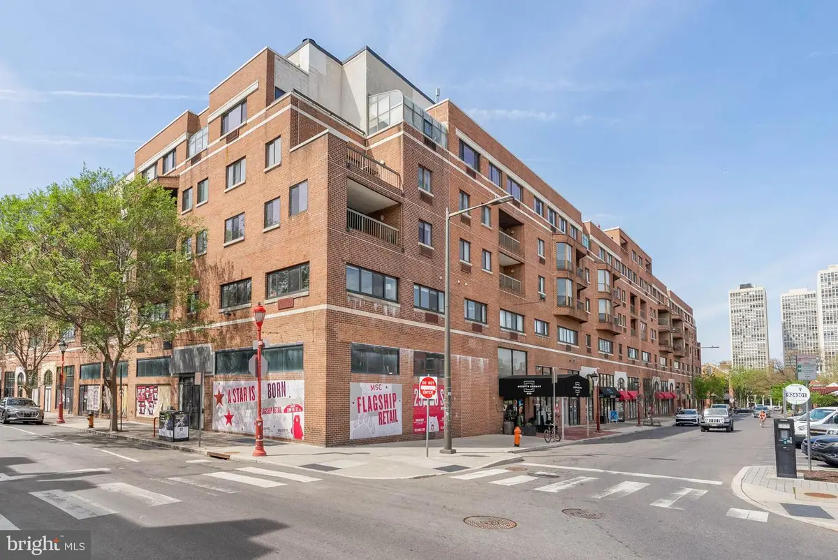 200-10 Lombard St #815, Philadelphia, PA 19147 - #1