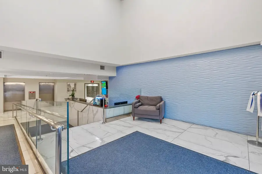 200-10 Lombard St #815, Philadelphia, PA 19147 - #2