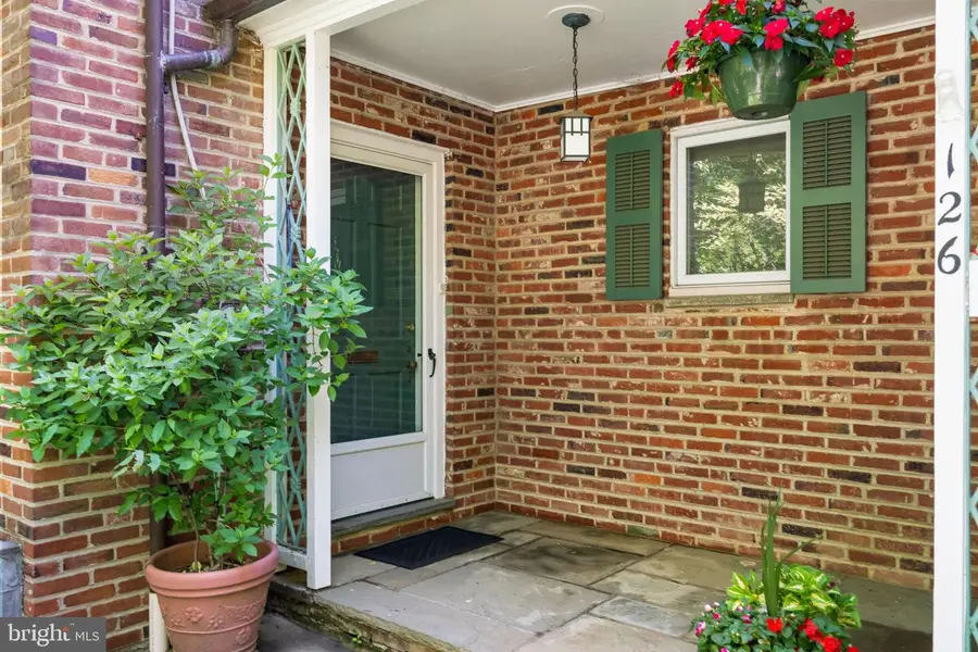 126 W Gravers Ln, Philadelphia, PA 19118 - #3