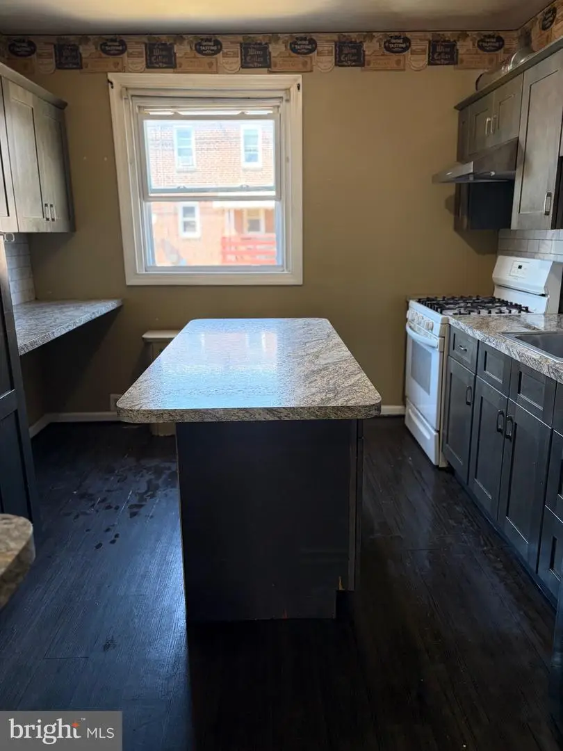 7134 Glenloch St, Philadelphia, PA 19135 - #2