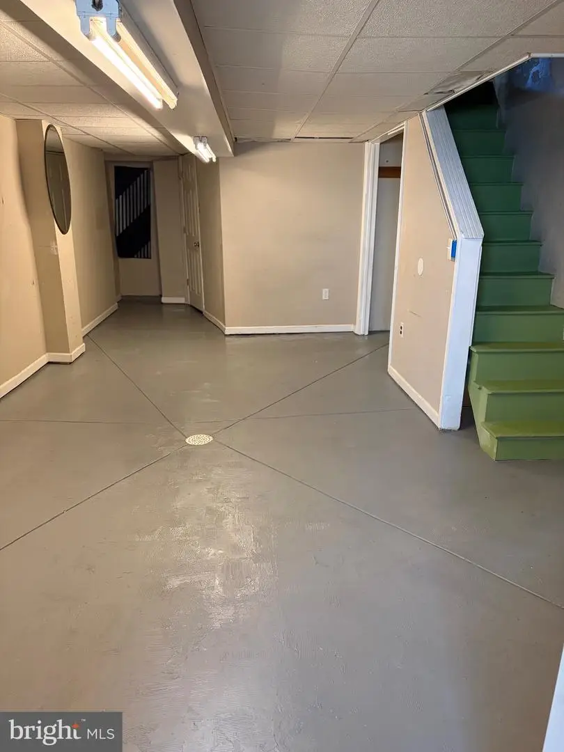 7134 Glenloch St, Philadelphia, PA 19135 - #3