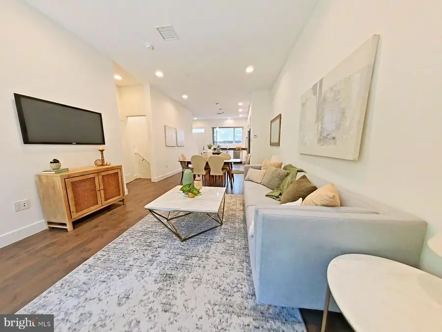 421 Wallace St, Philadelphia, PA 19123 - #3