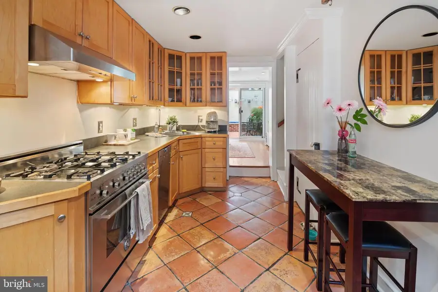 143 Fitzwater St, Philadelphia, PA 19147 - #2