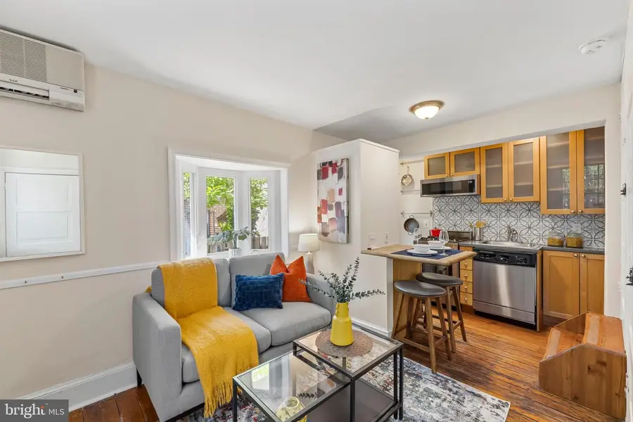 1135 Waverly St, Philadelphia, PA 19147 - #2