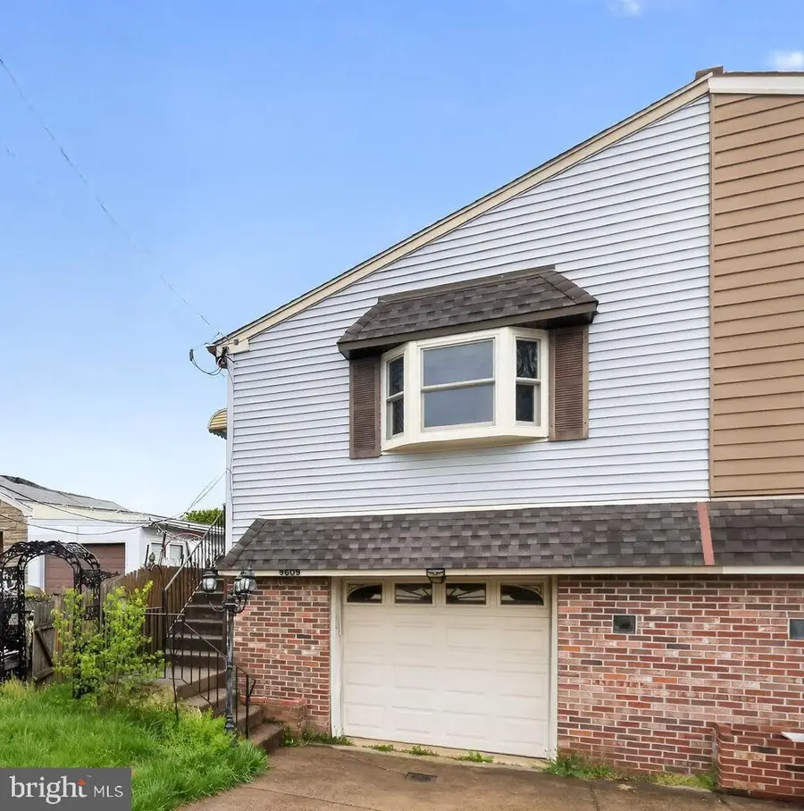 9609 Hoff St, Philadelphia, PA 19115 - #2