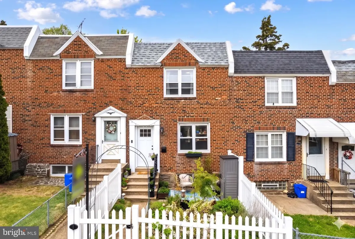 374 Fairway Ter, Philadelphia, PA 19128 - #1