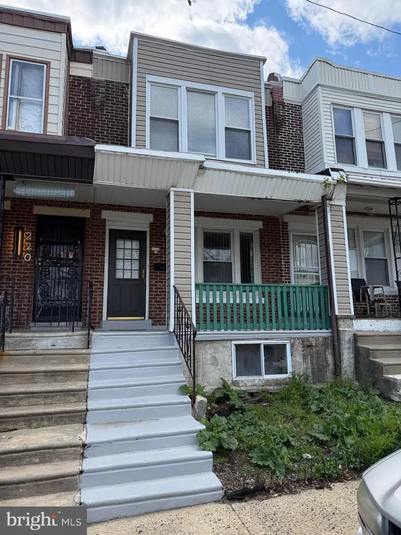 218 E Dorset St, Philadelphia, PA 19119 - #1