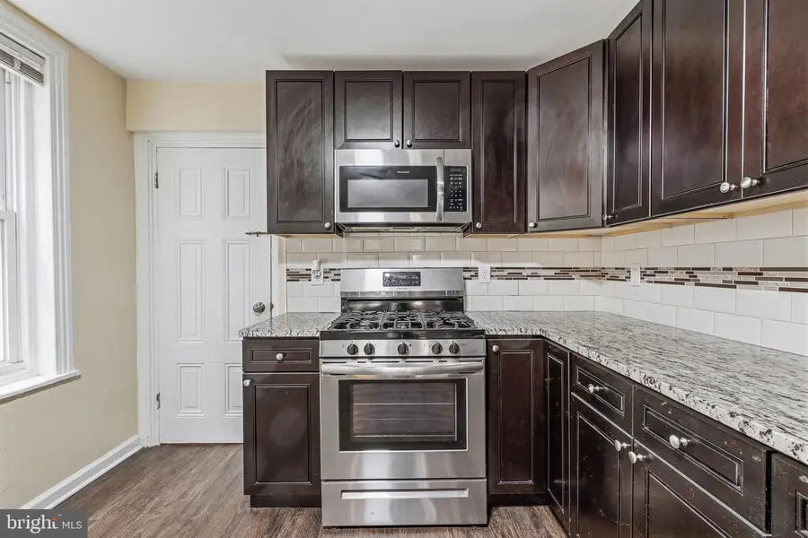 1109 W Silver St, Philadelphia, PA 19133 - #2