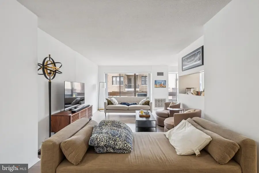 1326-42 Spruce St #903, Philadelphia, PA 19107 - #2