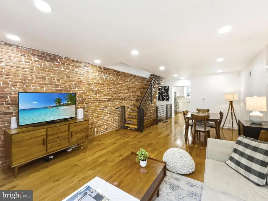 312 Manton St, Philadelphia, PA 19147 - #2