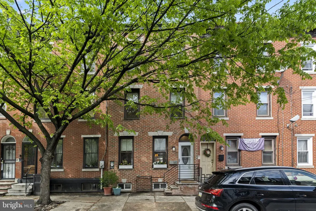 1913 Carpenter St, Philadelphia, PA 19146 - #1