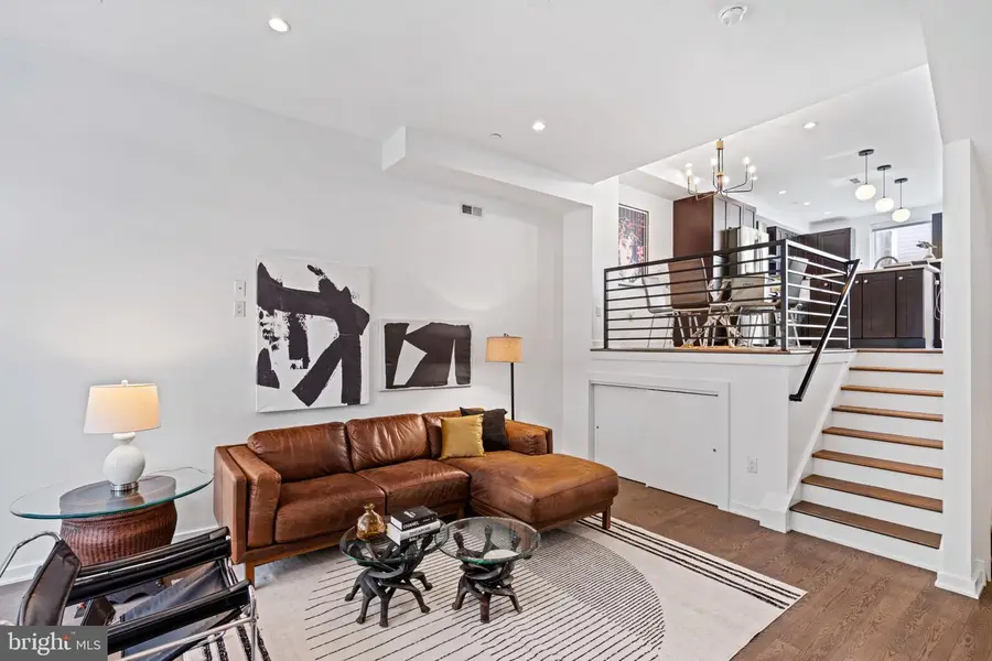 418 Wallace St, Philadelphia, PA 19123 - #2