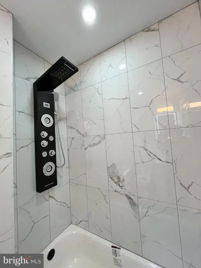 660 N 36th St, Philadelphia, PA 19104 - #1