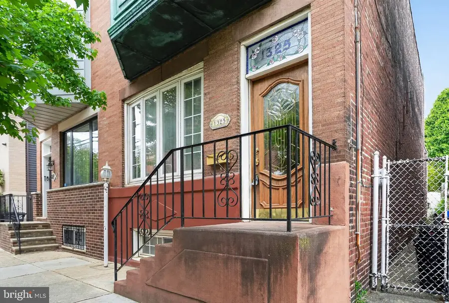 1325 E Montgomery Ave, Philadelphia, PA 19125 - #2