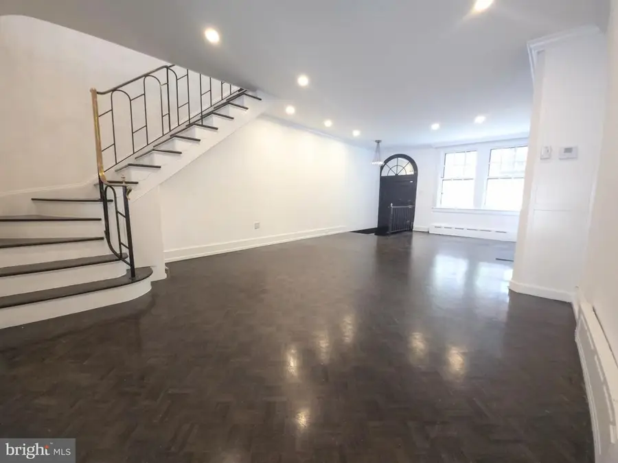 1915 Panama St, Philadelphia, PA 19103 - #2