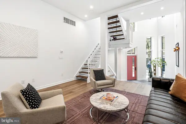 631 E Thompson St, PHILADELPHIA, PA 19125