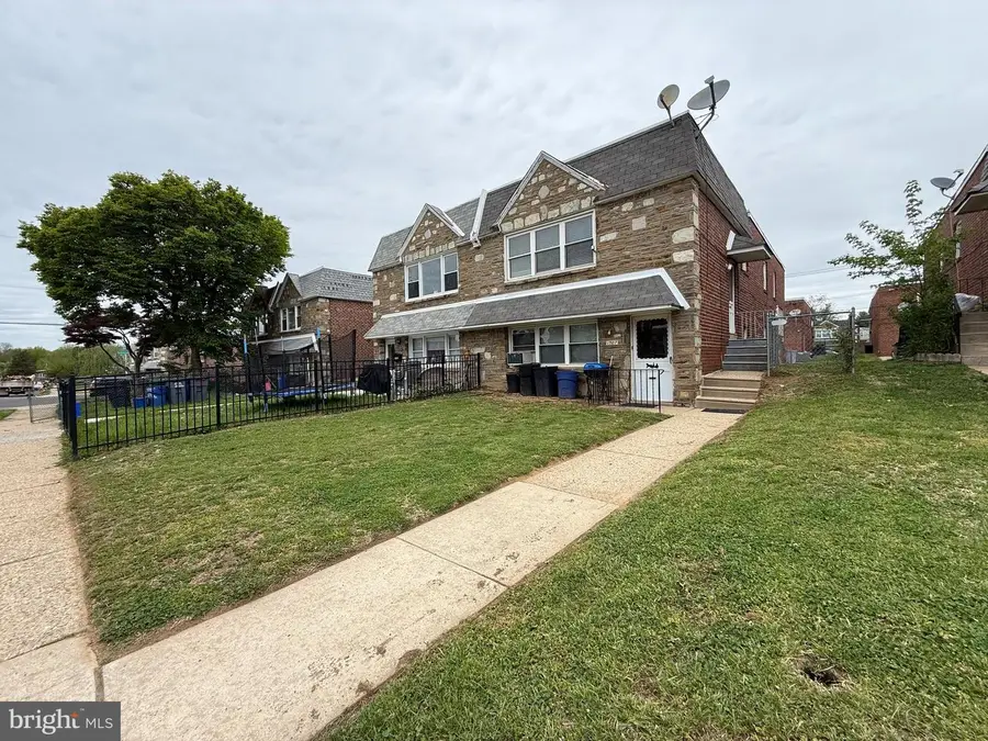 1707 Griffith St, Philadelphia, PA 19111 - #2