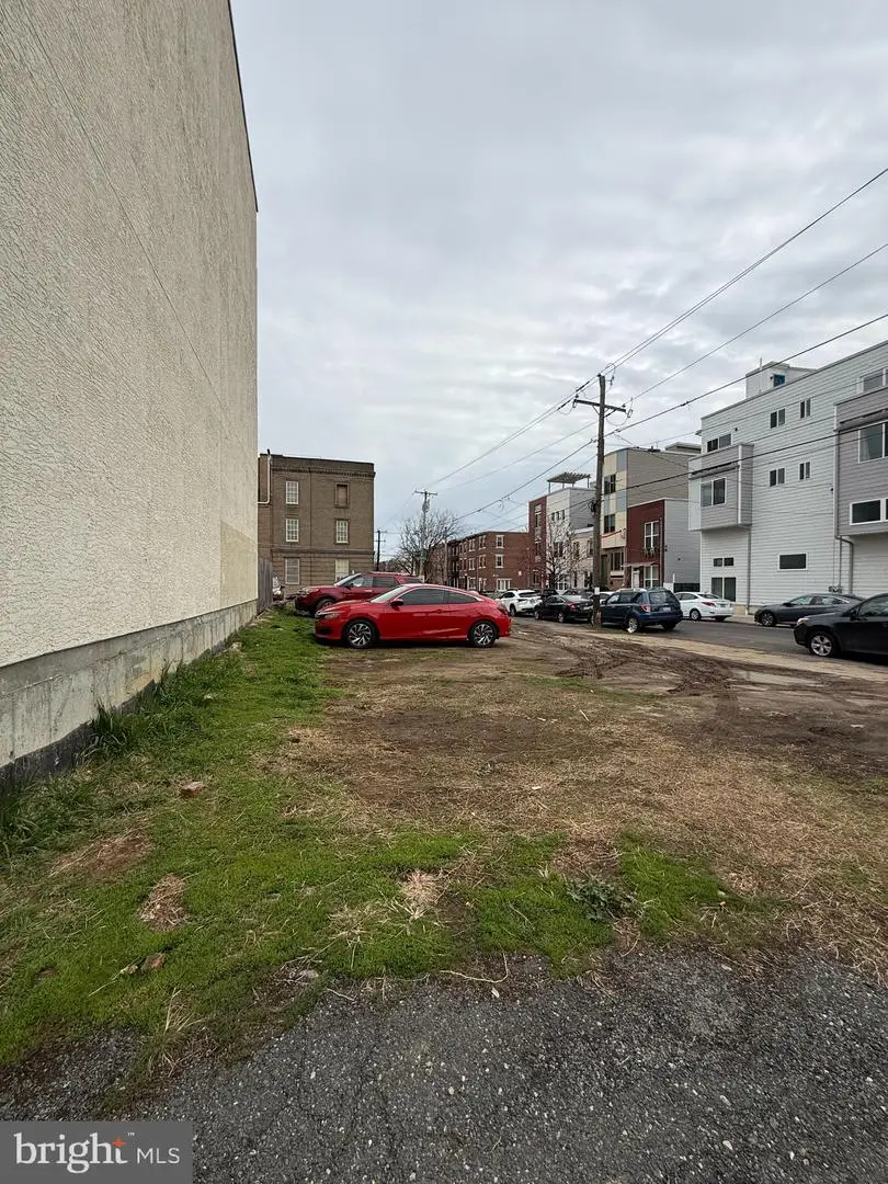 1947 E Cumberland St, Philadelphia, PA 19125 - #1