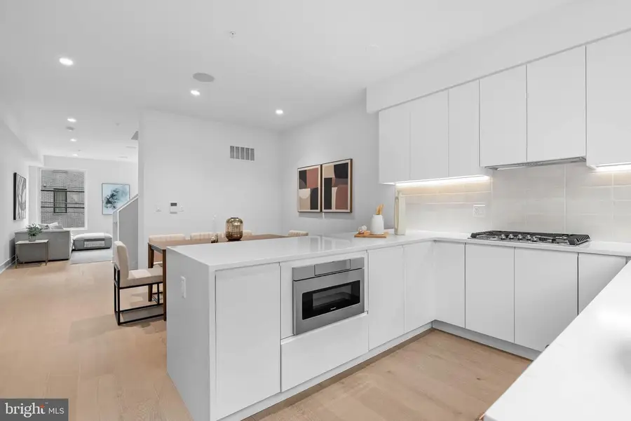 650 Fairmount Ave #j3, Philadelphia, PA 19123 - #2