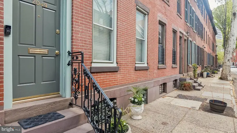 2049 Appletree St, Philadelphia, PA 19103 - #2