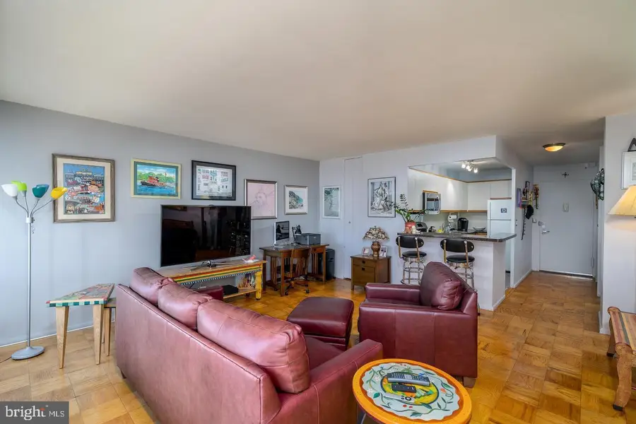 200 Locust St #23fn, Philadelphia, PA 19106 - #3