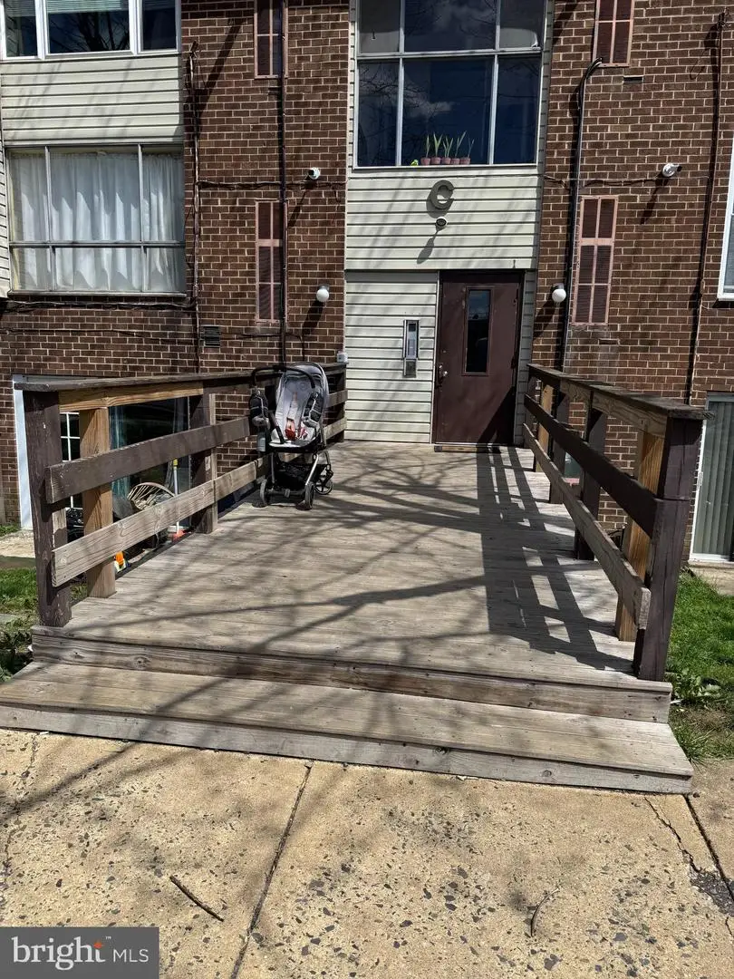 2201 Strahle St #c302, Philadelphia, PA 19152 - #1