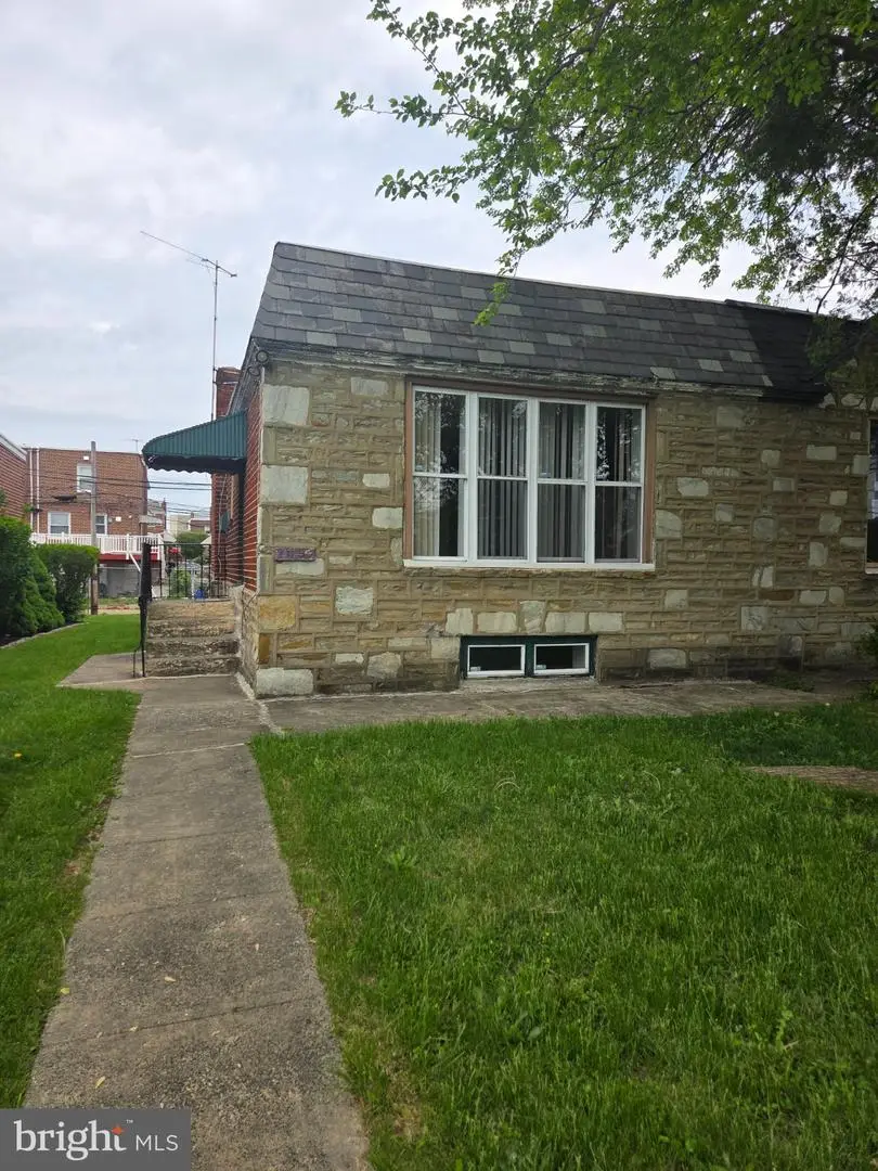 2037 Napfle Ave, Philadelphia, PA 19152 - #2