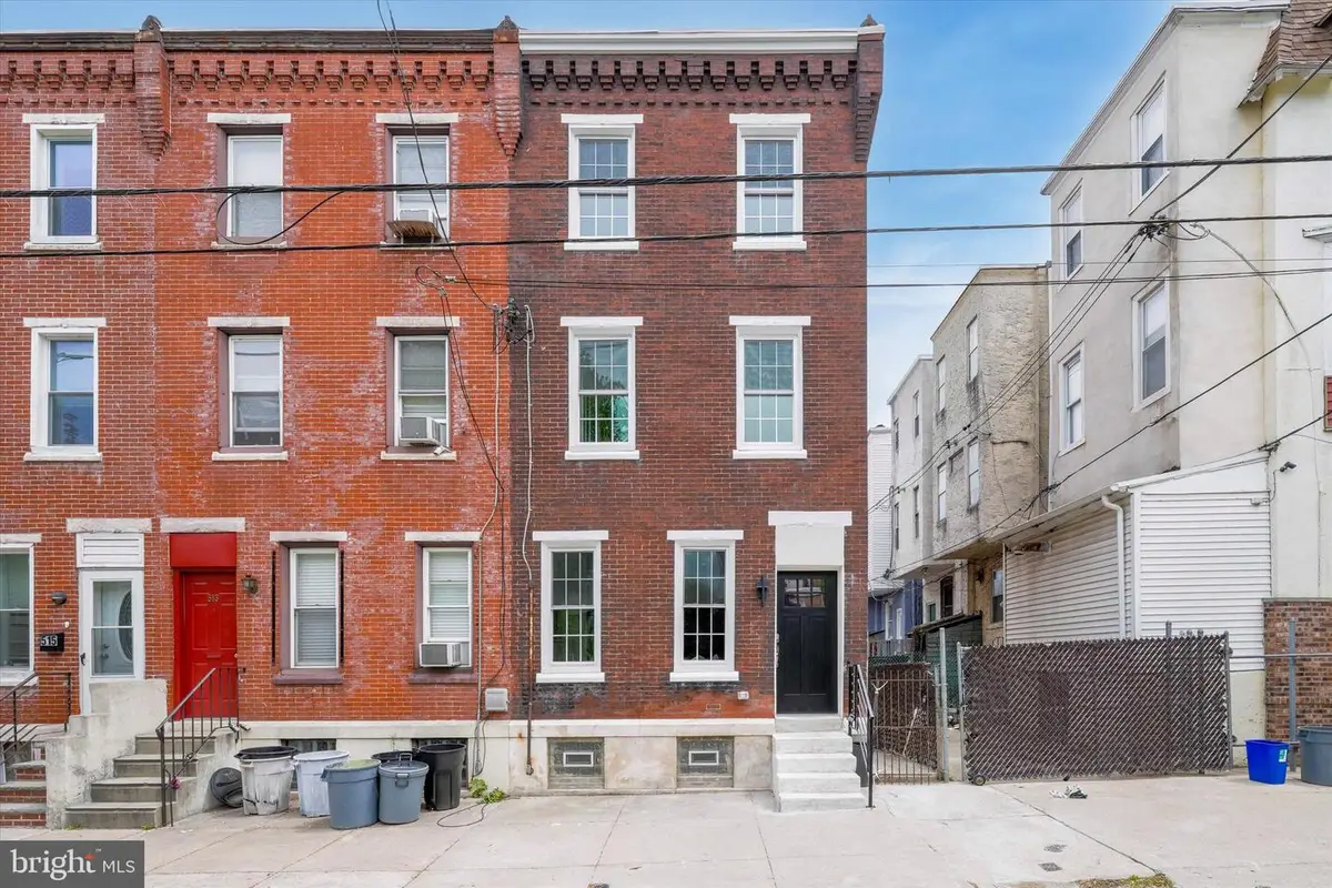511 N 37th St, Philadelphia, PA 19104 - #1