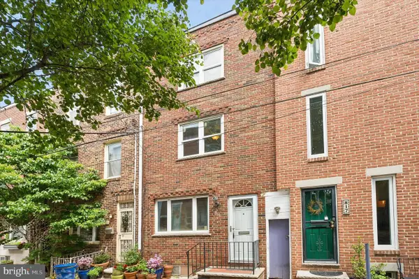 819 League St, PHILADELPHIA, PA 19147