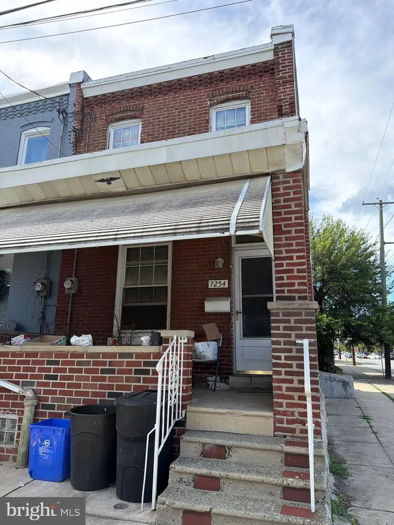 7254 Hegerman St, Philadelphia, PA 19135 - #1