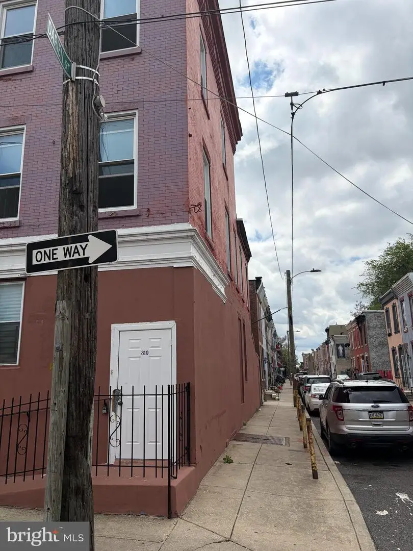 810 W Somerset St, Philadelphia, PA 19133 - #2
