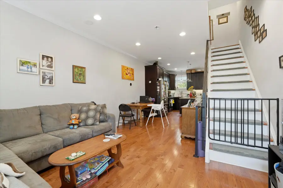 2207 E Oakdale, Philadelphia, PA 19125 - #2