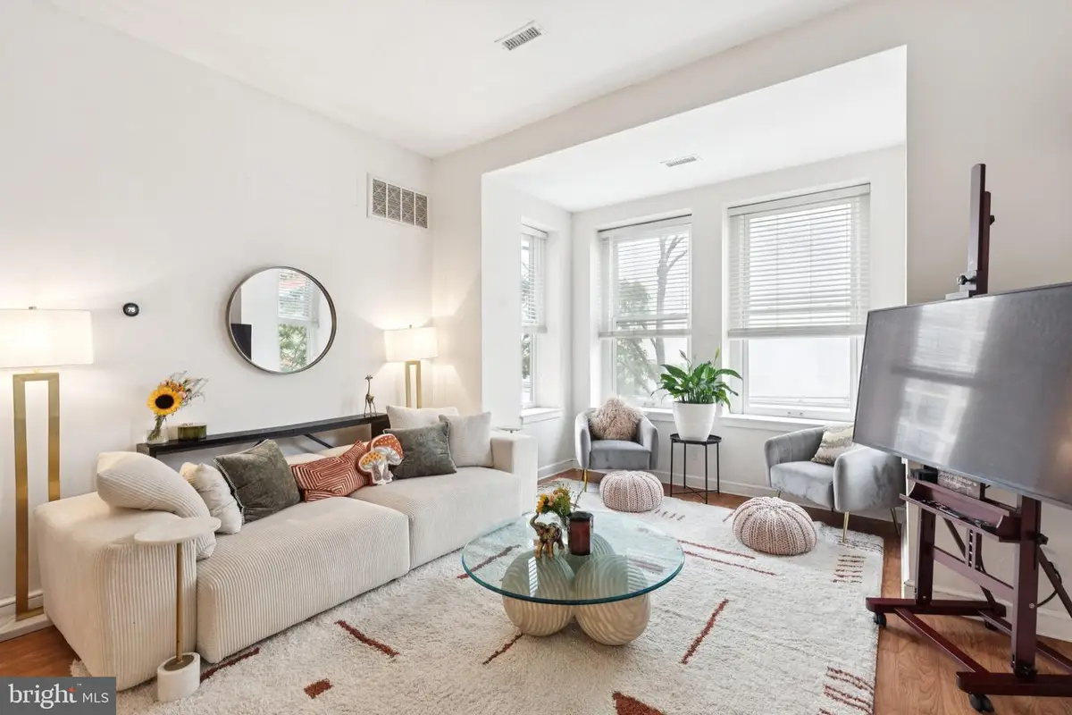 1500 Green St #2, Philadelphia, PA 19130 - #1
