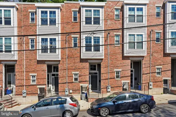 218 Fountain St, PHILADELPHIA, PA 19128