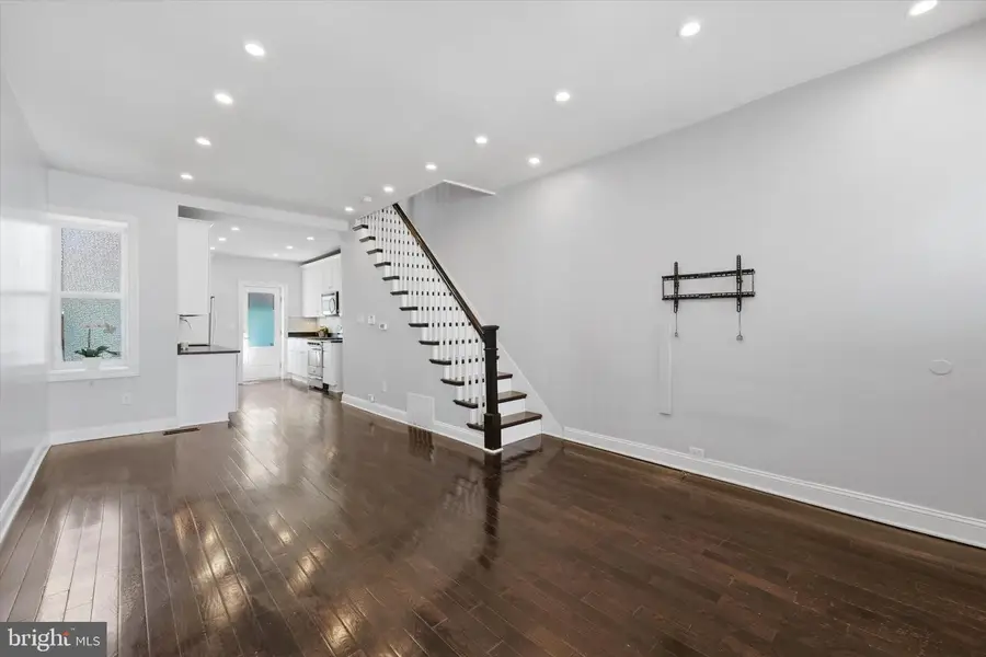 308 Roseberry St, Philadelphia, PA 19148 - #2