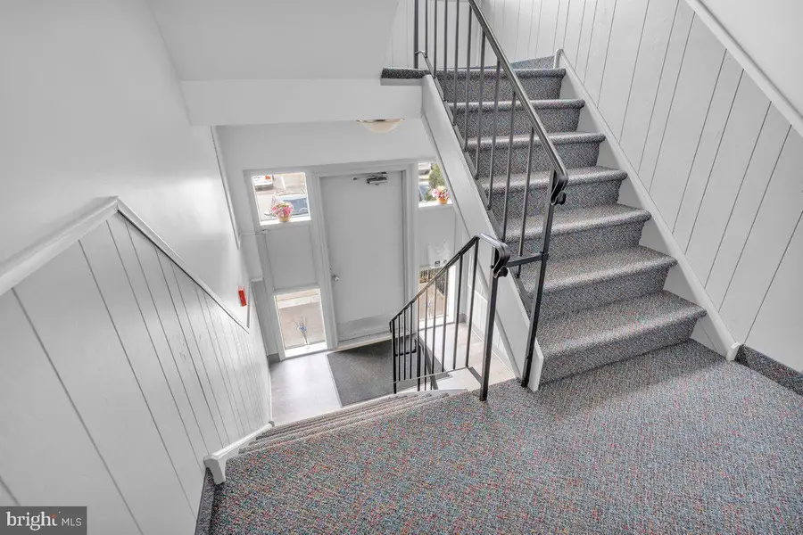 46202-00 Delaire Landing Rd #202, Philadelphia, PA 19114 - #3