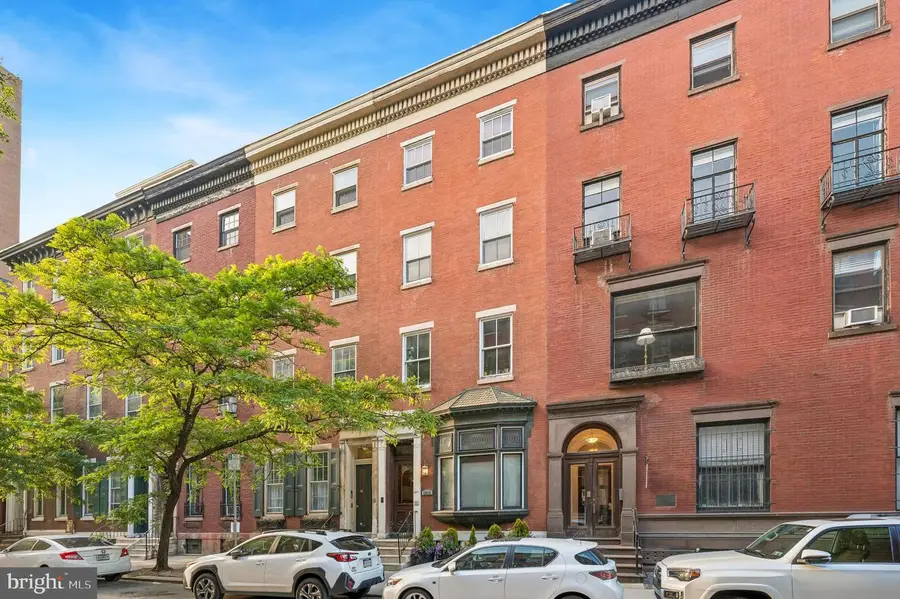 1813 Spruce St #2f, Philadelphia, PA 19103 - #2