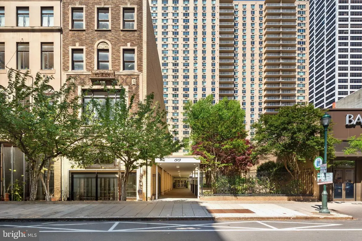 1919 Chestnut St #2016, Philadelphia, PA 19103 - #1