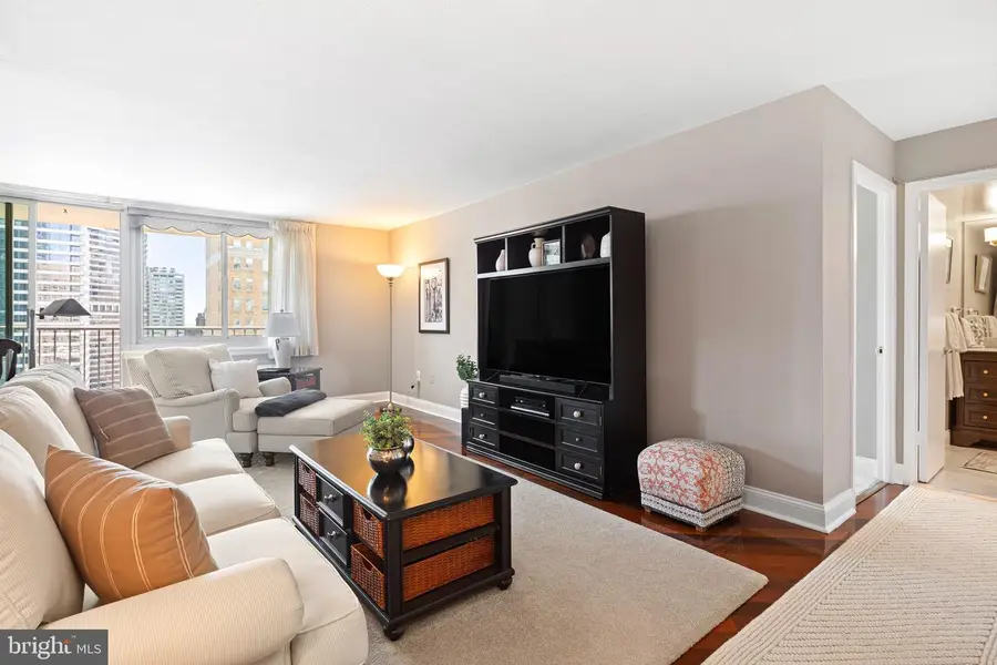 1919 Chestnut St #2016, Philadelphia, PA 19103 - #3