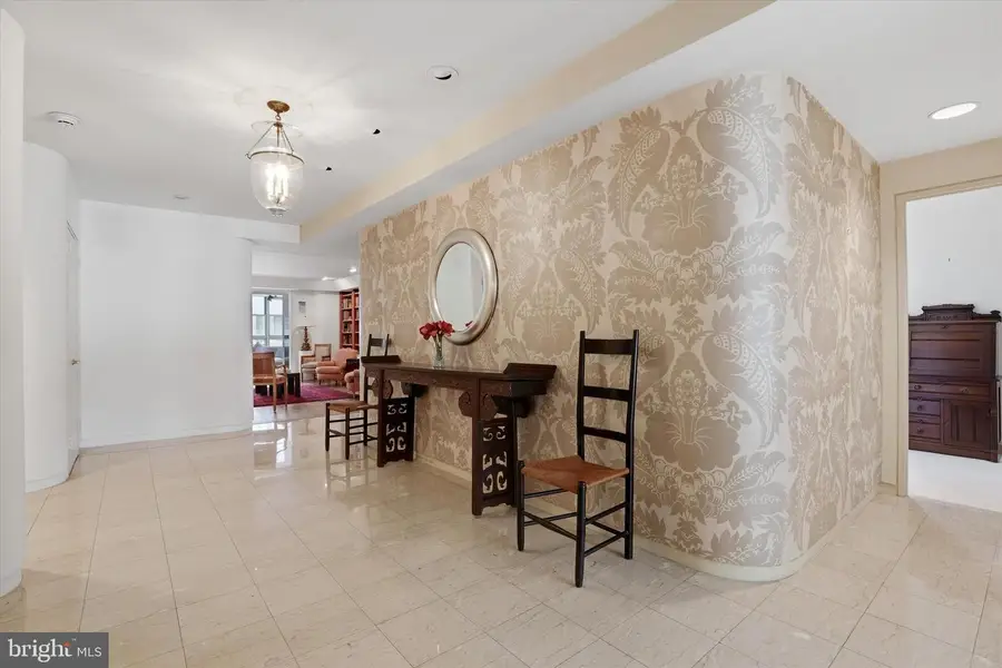 220-00 W Rittenhouse Sq #22c, Philadelphia, PA 19103 - #2