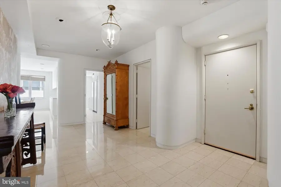 220-00 W Rittenhouse Sq #22c, Philadelphia, PA 19103 - #3