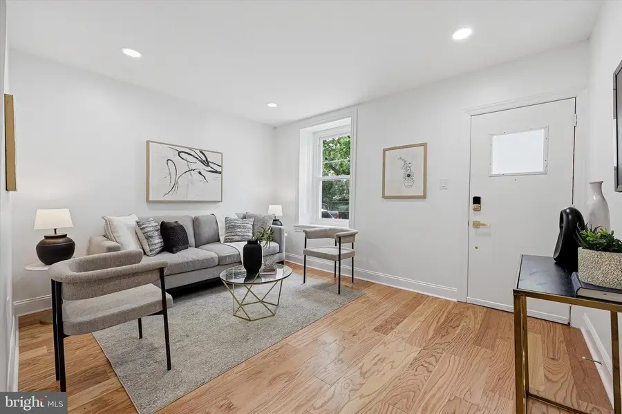 407 Conarroe St, Philadelphia, PA 19128 - #2