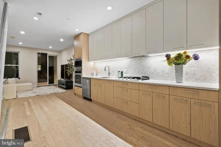 1031 S Fairhill St, Philadelphia, PA 19147 - #2
