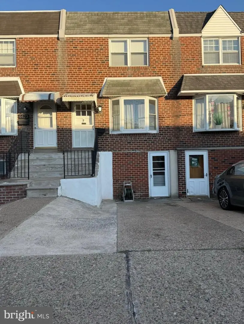 4421 E Allen St, Philadelphia, PA 19137 - #1