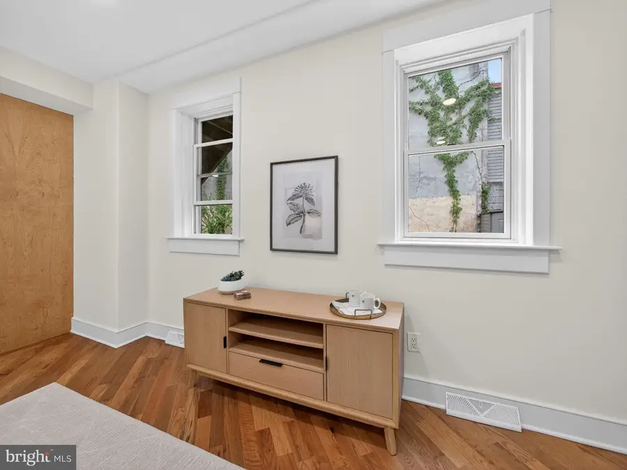 1217 And 1219 N 6th St, Philadelphia, PA 19122 - #3
