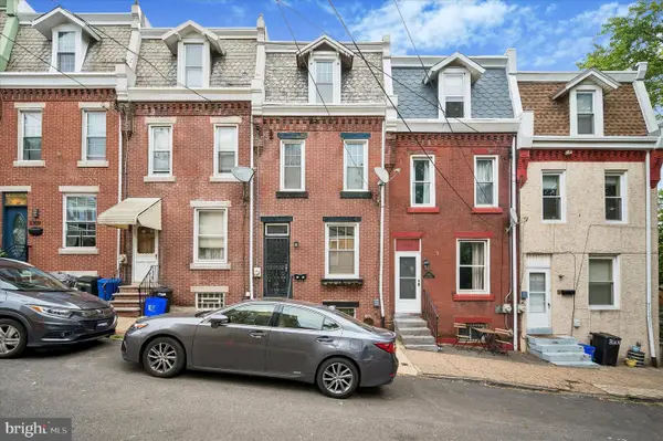 3305 Krail St, PHILADELPHIA, PA 19129