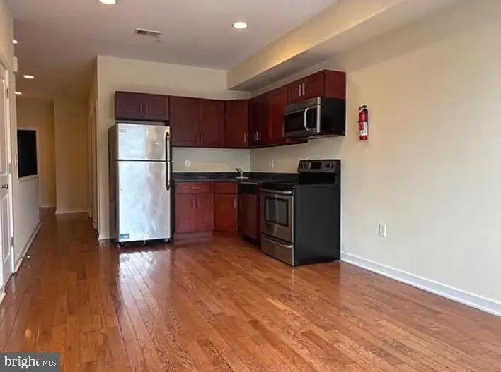 332 N 41st St, Philadelphia, PA 19104 - #1