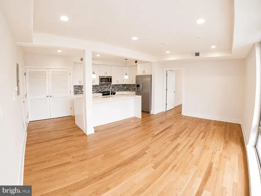233 Poplar St #9, Philadelphia, PA 19123 - #2